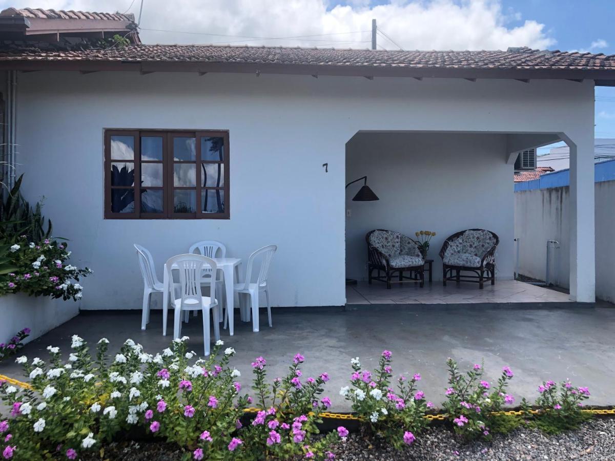 Casinha De Praia Na Fazenda Da Armacao Governador Celso Ramos Luaran gambar